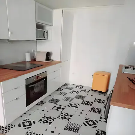 Centre - T2 Apartment